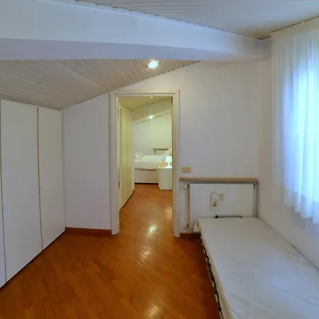 Mansarda Con Terrazza Privata - Vista San Pietro